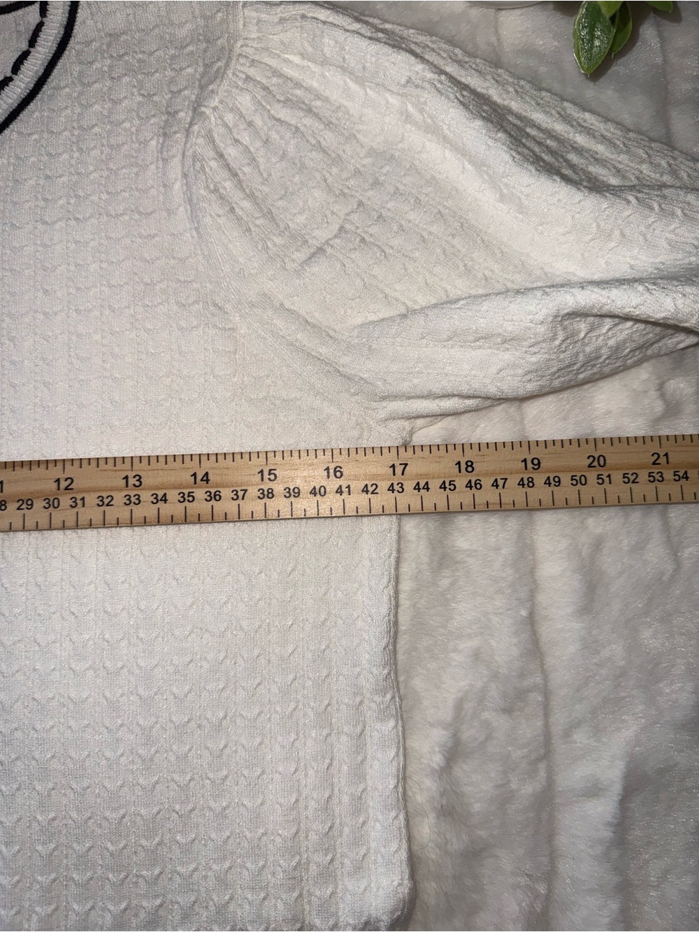 Adrianna Papell White Short Sleeve Knit Top with Black Trim Accents - Size M - Picture 8 of 10